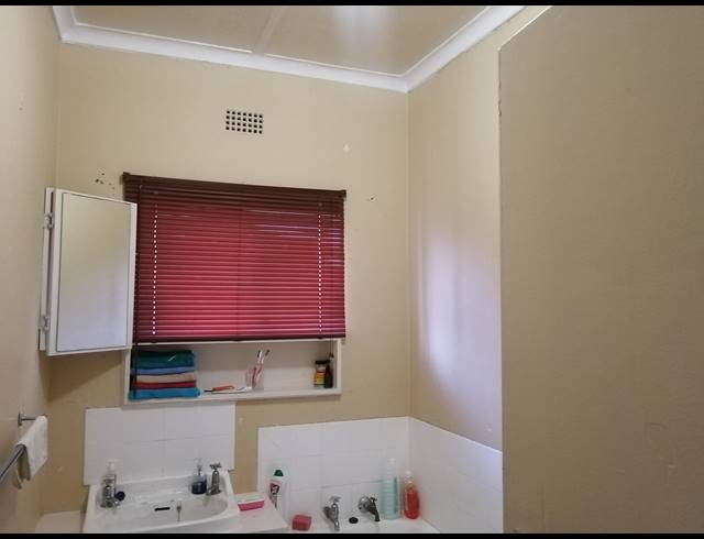 3 BEDROOM FREESTANDING SOLD IN STILFONTEIN EXT 4